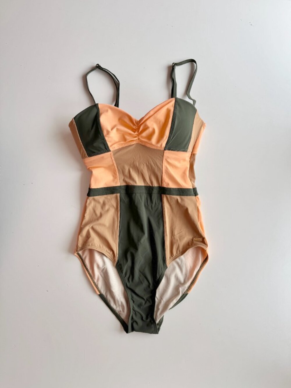 C&M CAMILLA AND MARC Carnivale Earth Green Orange One Piece Swimsuit, Size 4